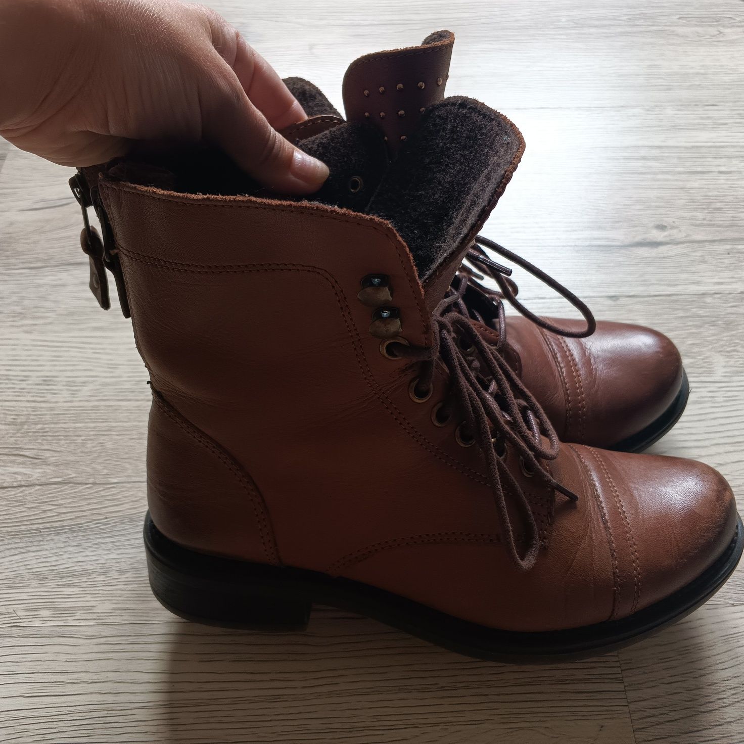 Botki Lasocki brązowe 37