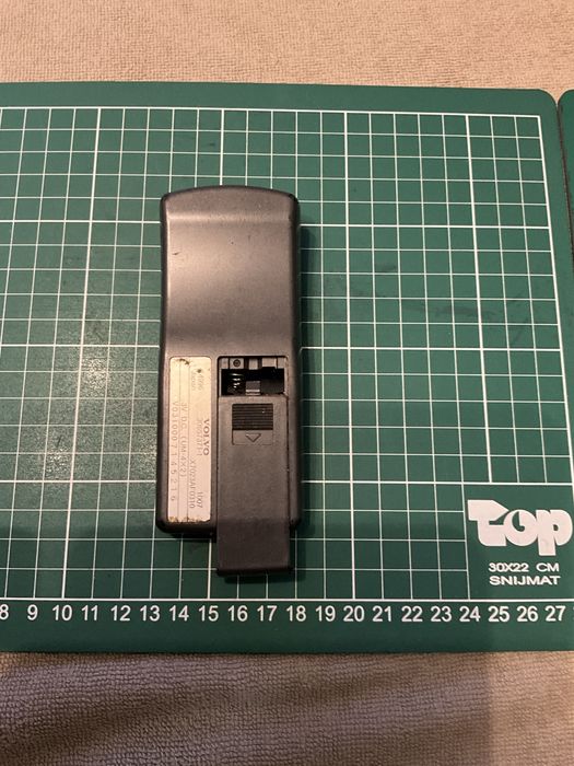 Volvo XC60 pilot do fabrycznej nawigacji