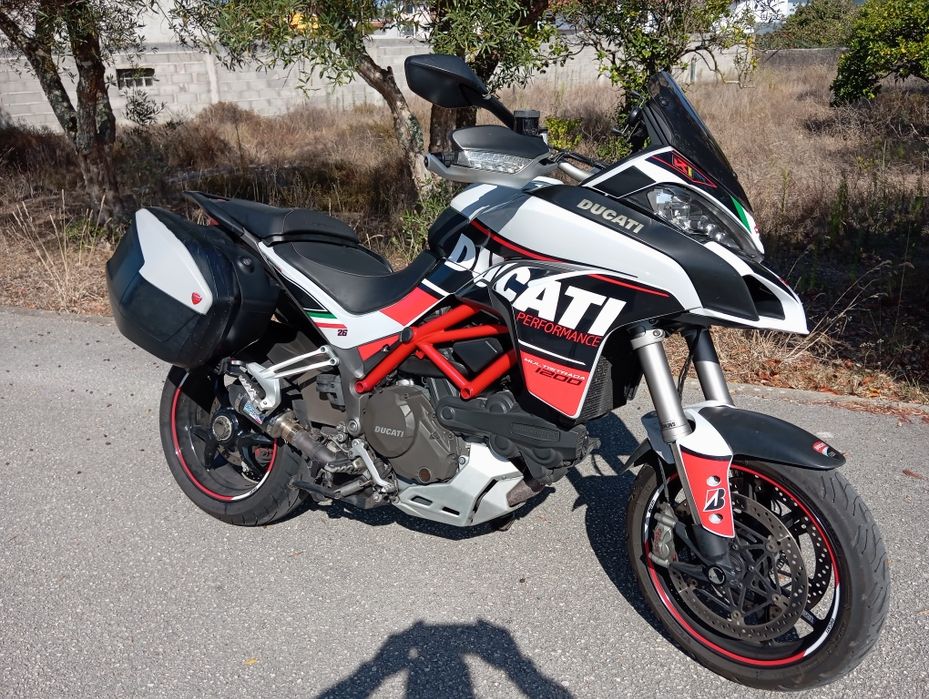 Ducati Multistrada DVT 1200 S + Malas