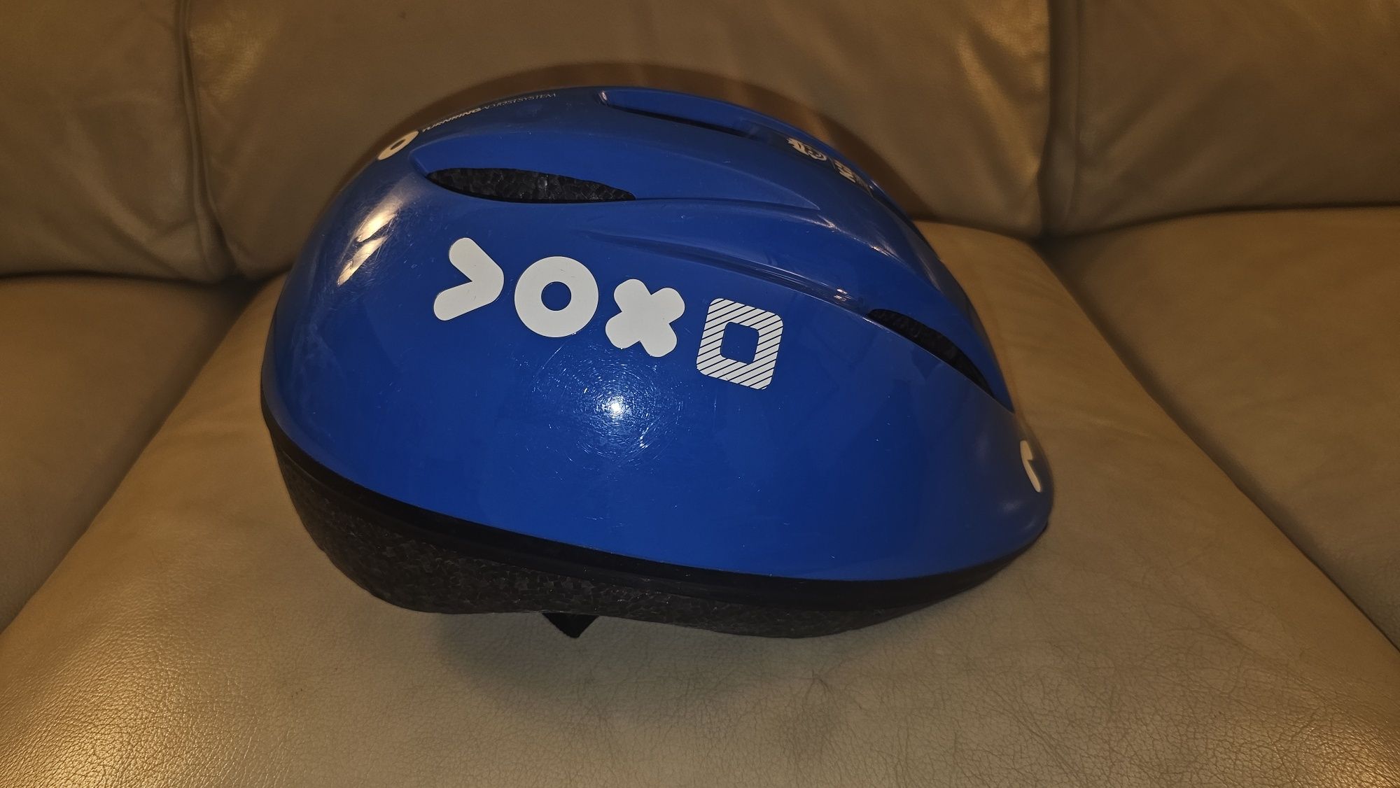 Bicicleta com rodinhas + capacete