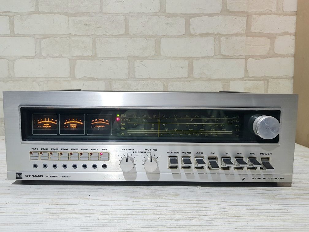 FM/AM Стерео тюнер Dual CT-1440  б/у з  Німеччини
