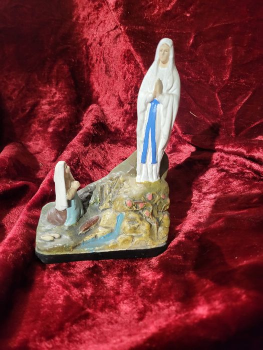 Maryja Lourdes gipsowa Matka Boża
