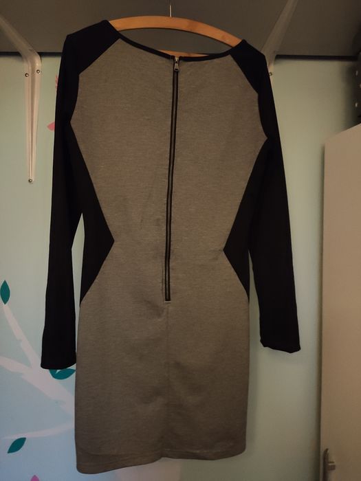 Sukienka elegancka  rozmiar L