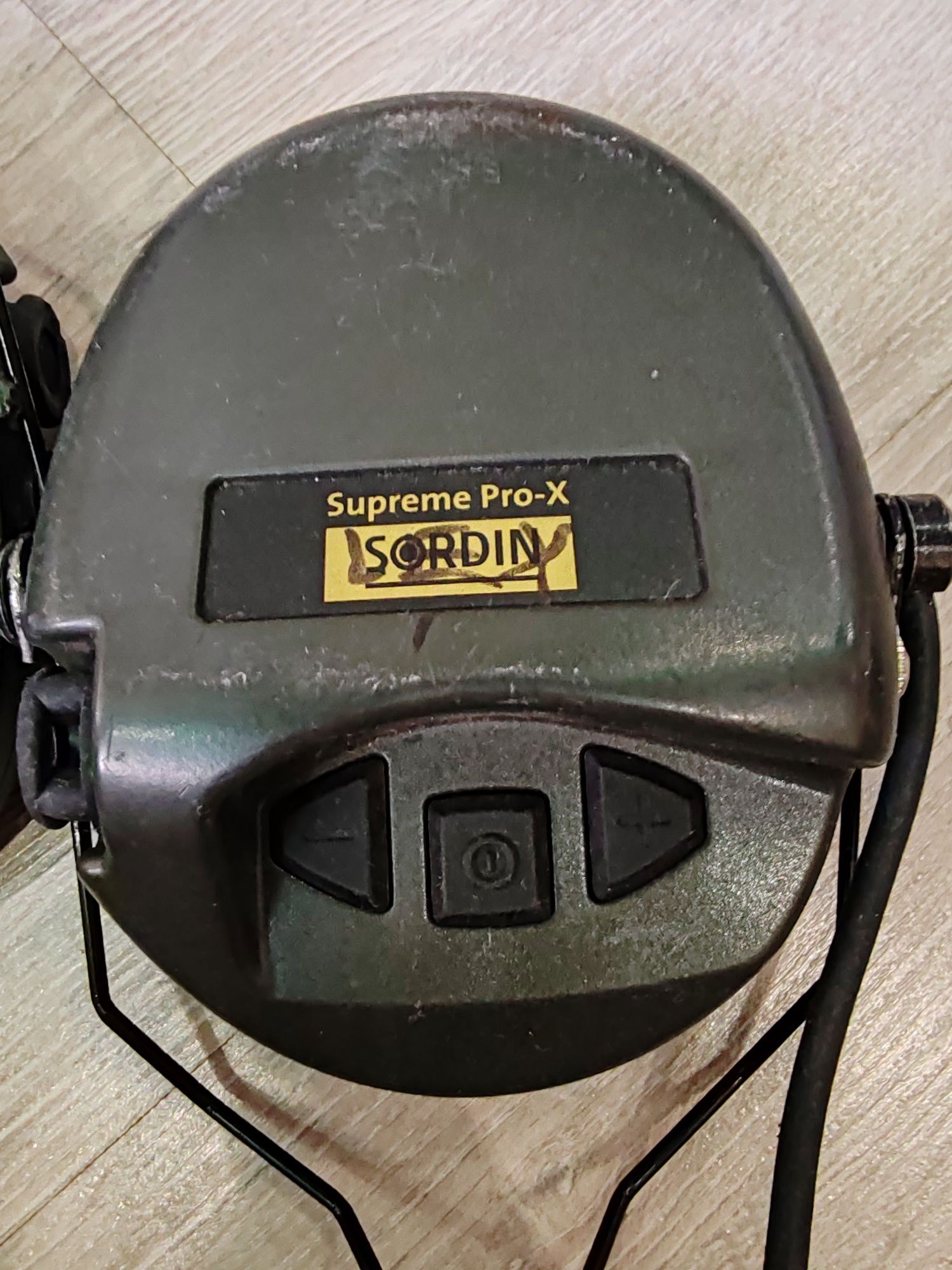Продам активні тактичні навушники Sordin з кріпленням