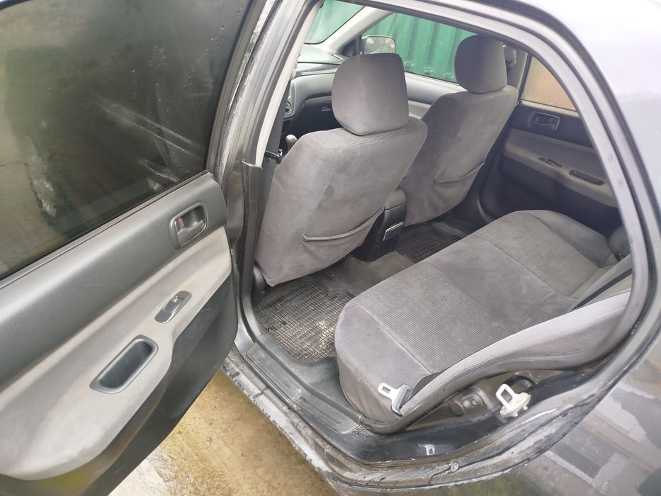 Продам Lancer 9 1.6 бензин