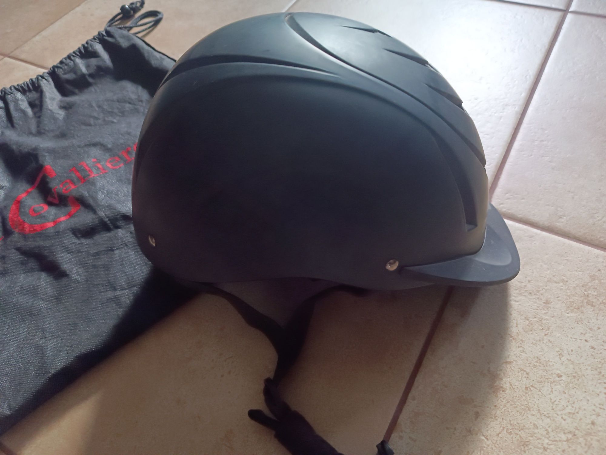 Kask jeździecki regulowany Covalliero