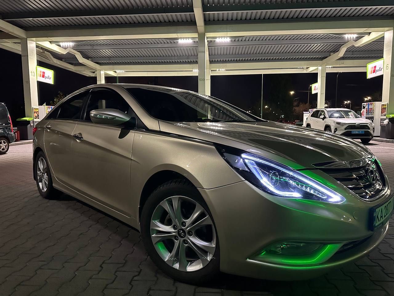 Продам Hyundai Sonata 2010