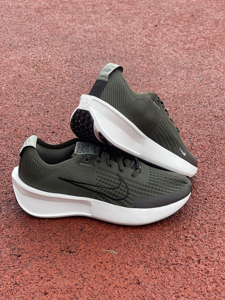 Оригінал Кросівки NIKE W INTERACT RUN FD2292-300 оригинал найк хаки 39