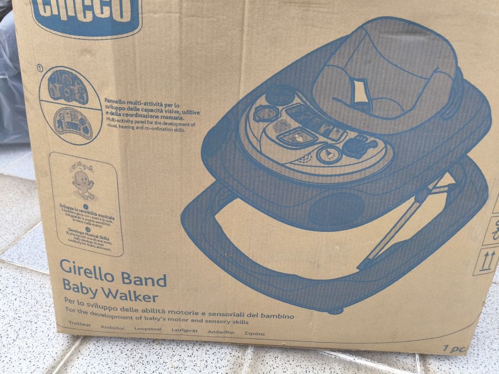 Voador bebe chico