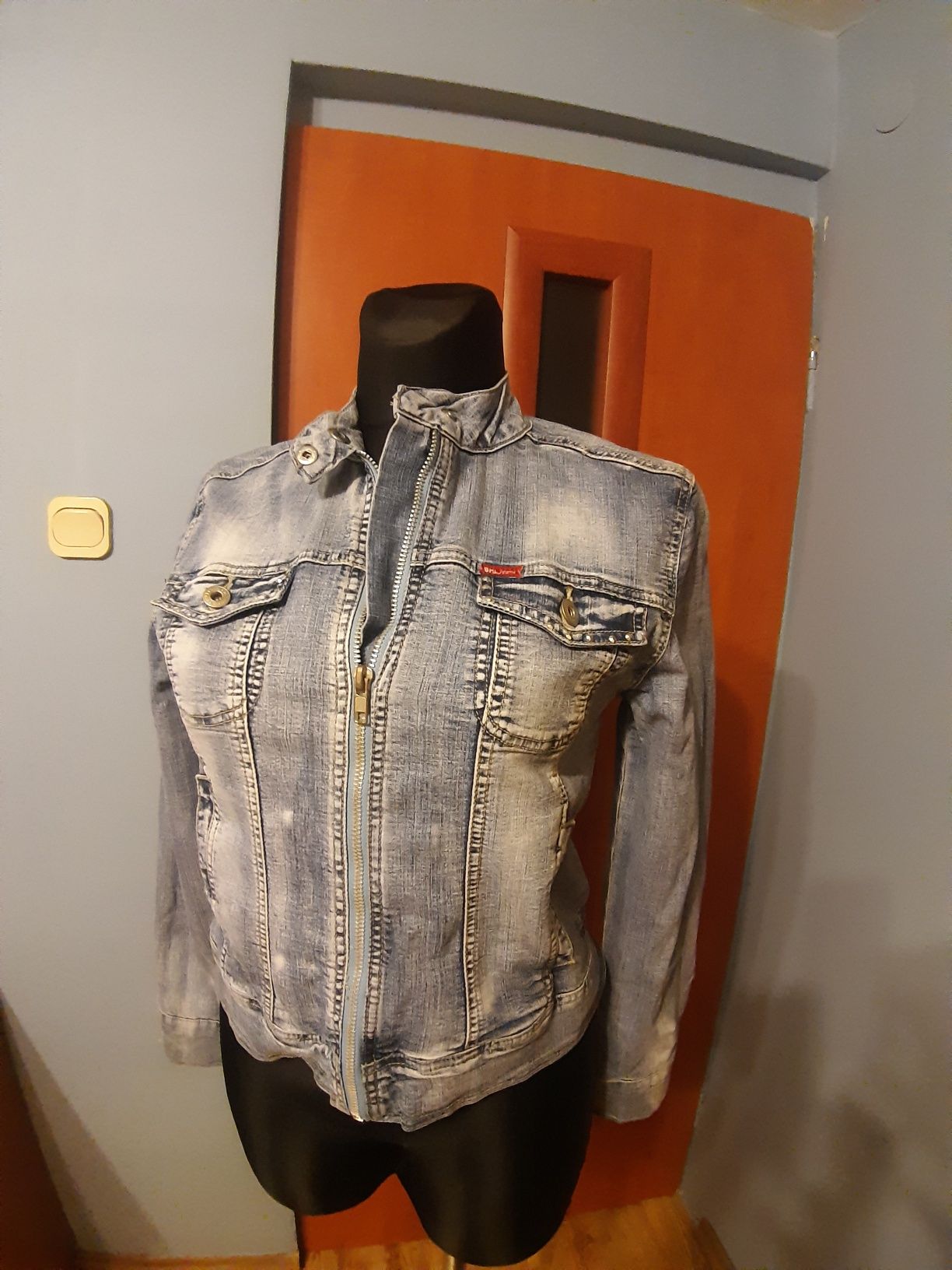 ?Kurtka jeans dżinsowa  z dżetami, ćwiekami S/M rozmiar 36/38 katana