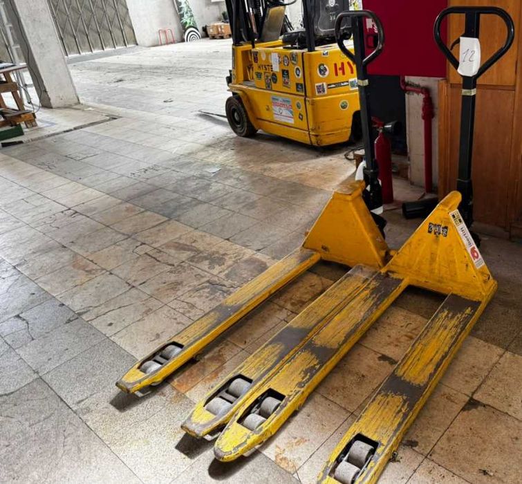 Porta paletes manual