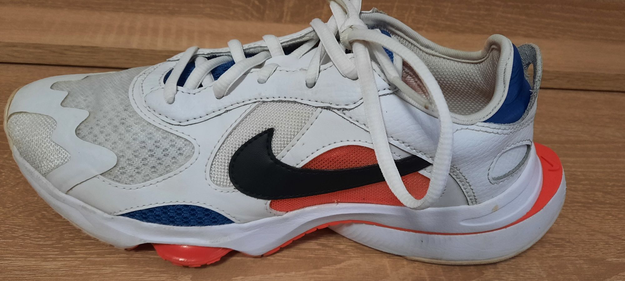 Кроссовки женские NIKE AIR ZOOM