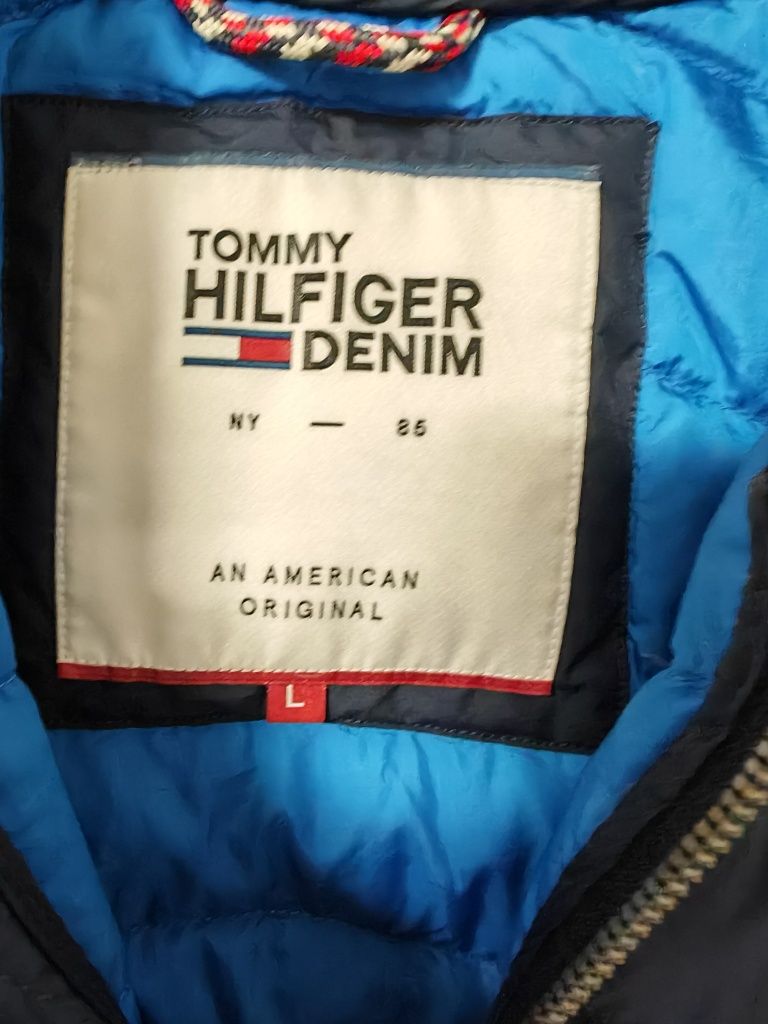 Super model bezrękawnika puchowego Tommy Hilfiger rozm L jak nowy