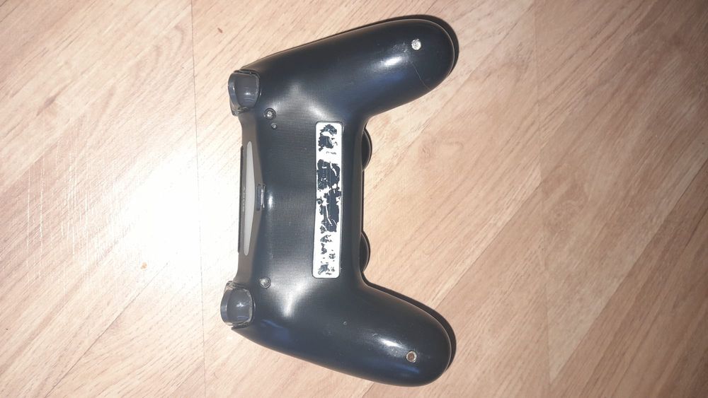PlayStation 4 controller64297744061953121