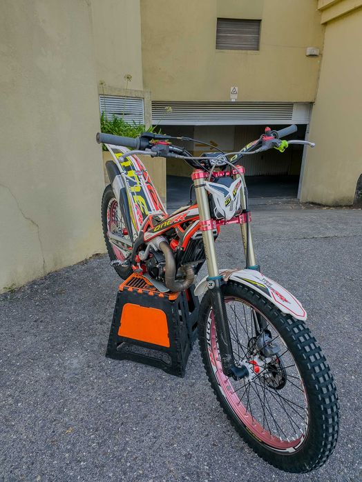 TRRS ONE RR 300 de 2021 com Arranque Eléctrico