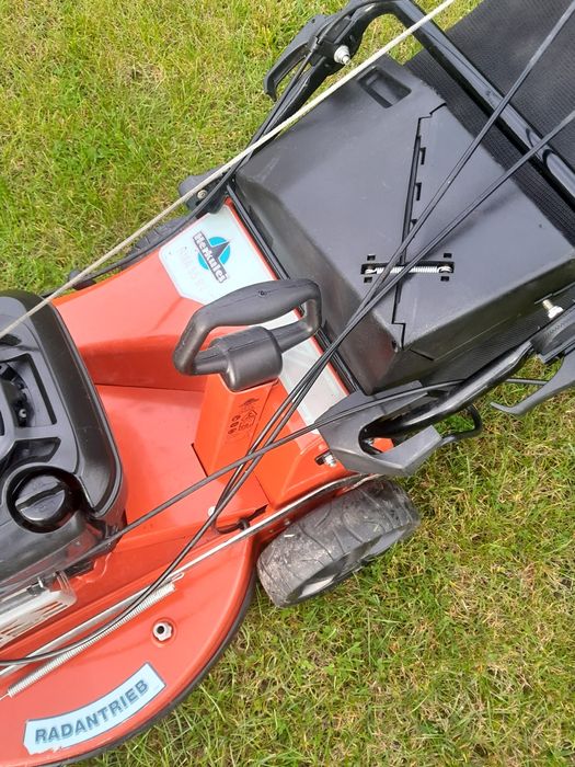 Kosiarka rębak spalinowy z silnikiem Briggs Stratton