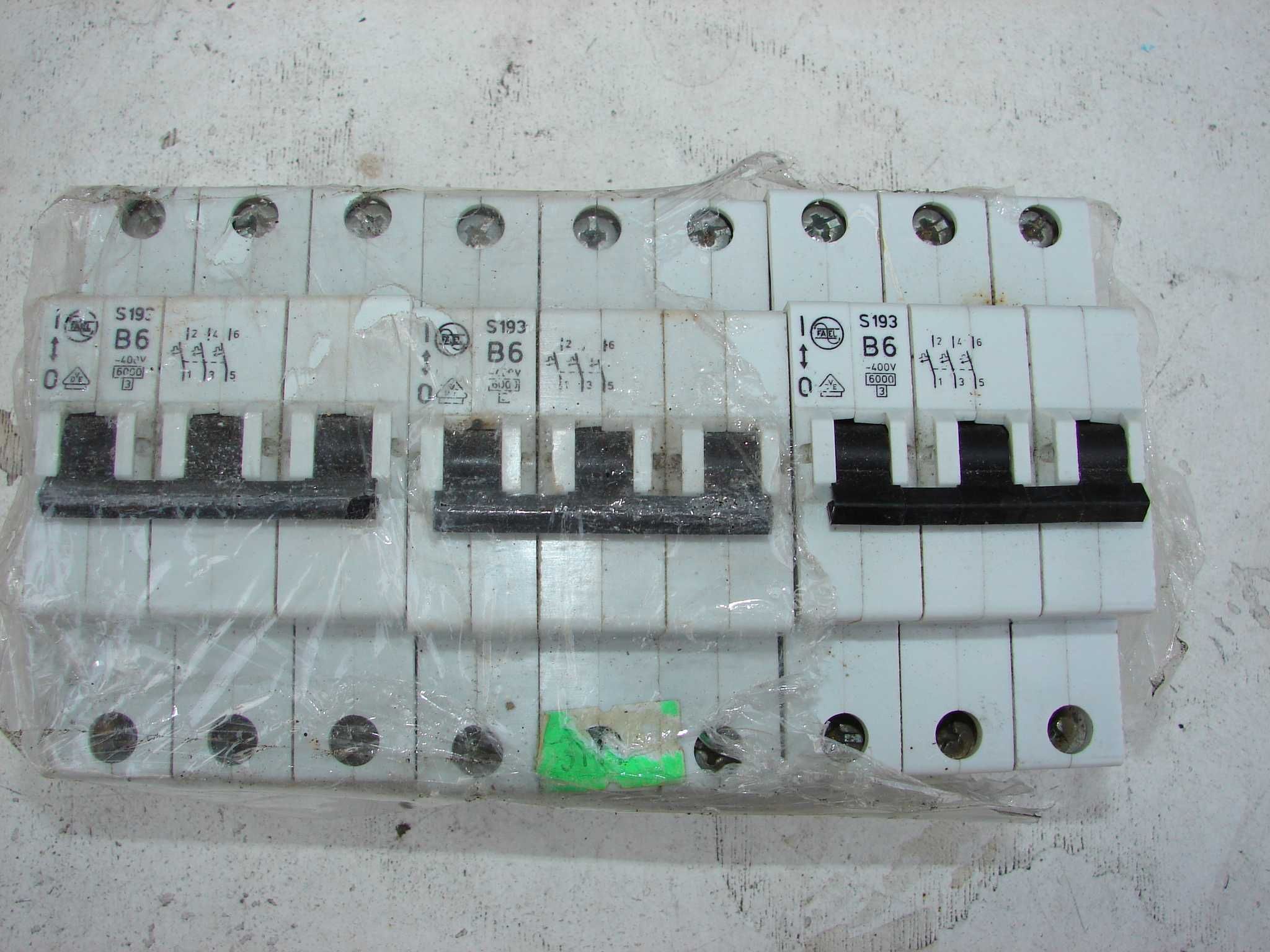 Wyłącznik bezpiecznik nadprądowy 3P B10A 400V