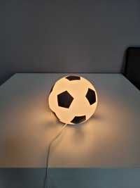Lampa w kształcie piłki