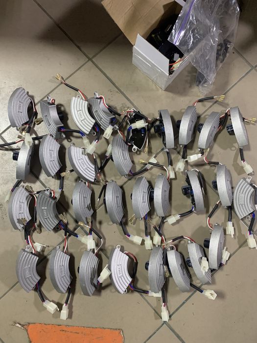 AVR-напруги для бензогенератора 2,5-3,5. КВ