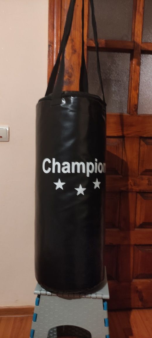 Боксерский мешок GF Champion CHM00713 70x28 см черный