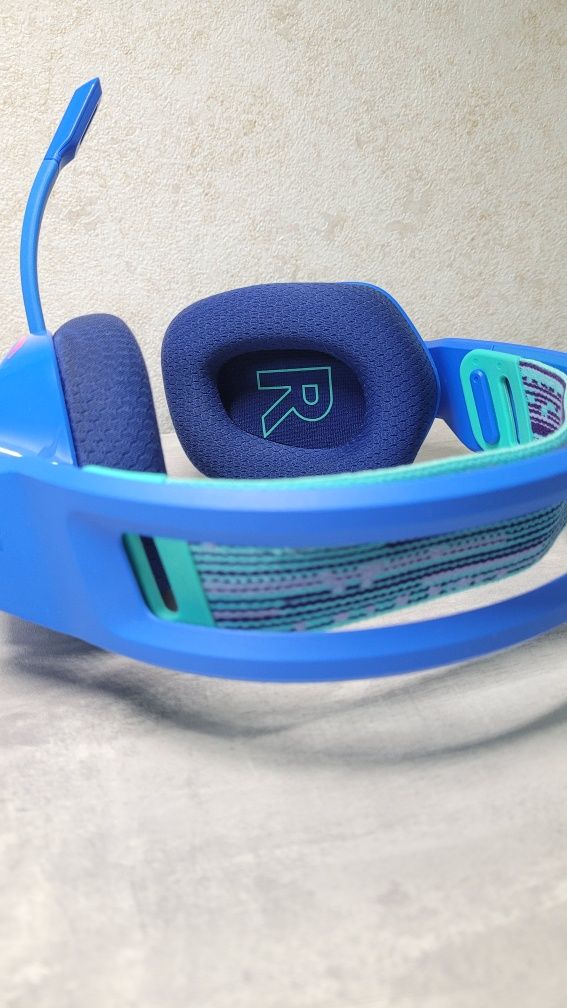 Навушники Logitech G 733 Blue