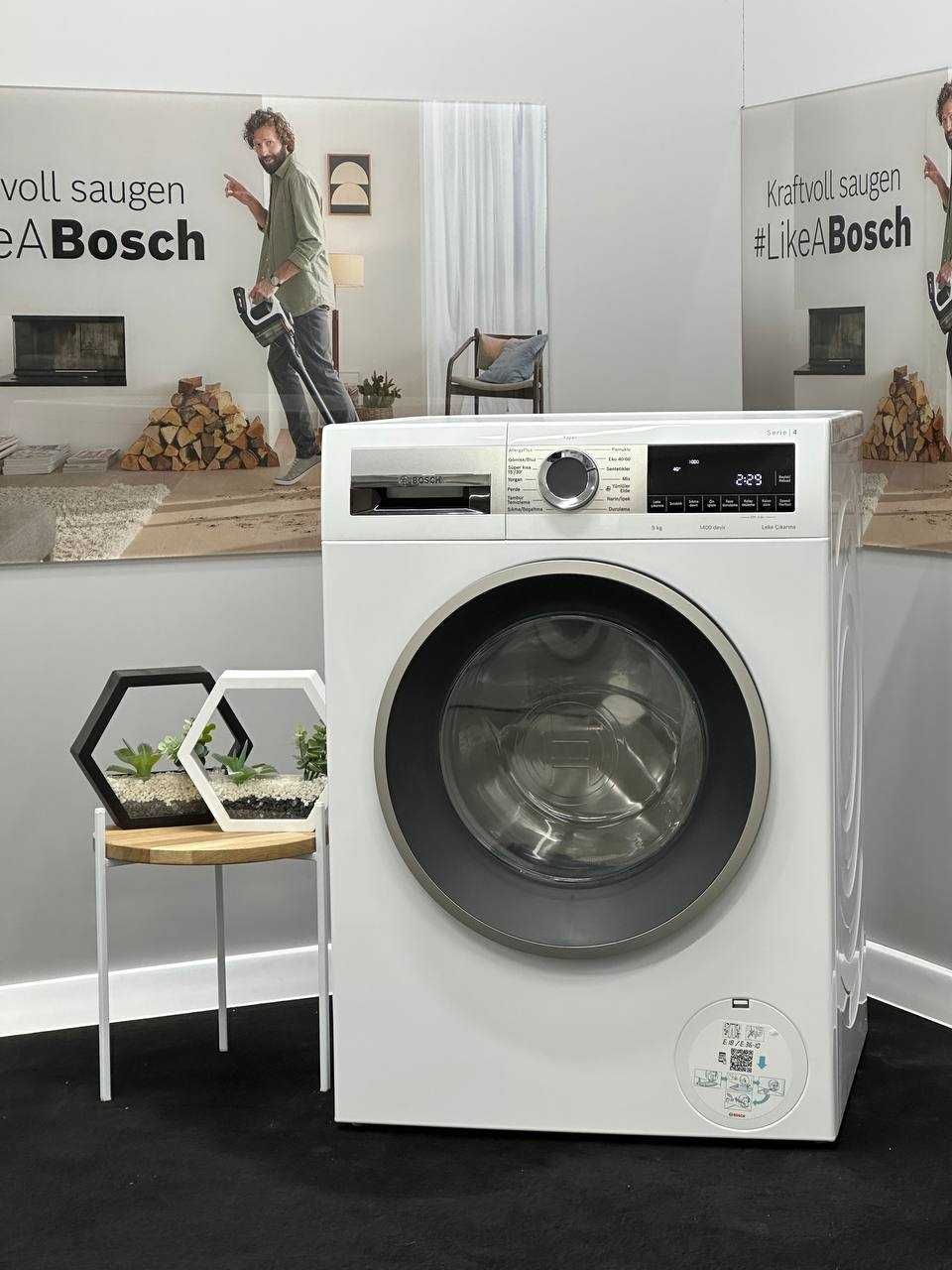 топ!!! 2022 р. Виставка / пральна машина Bosch Serie 4 / ідеал