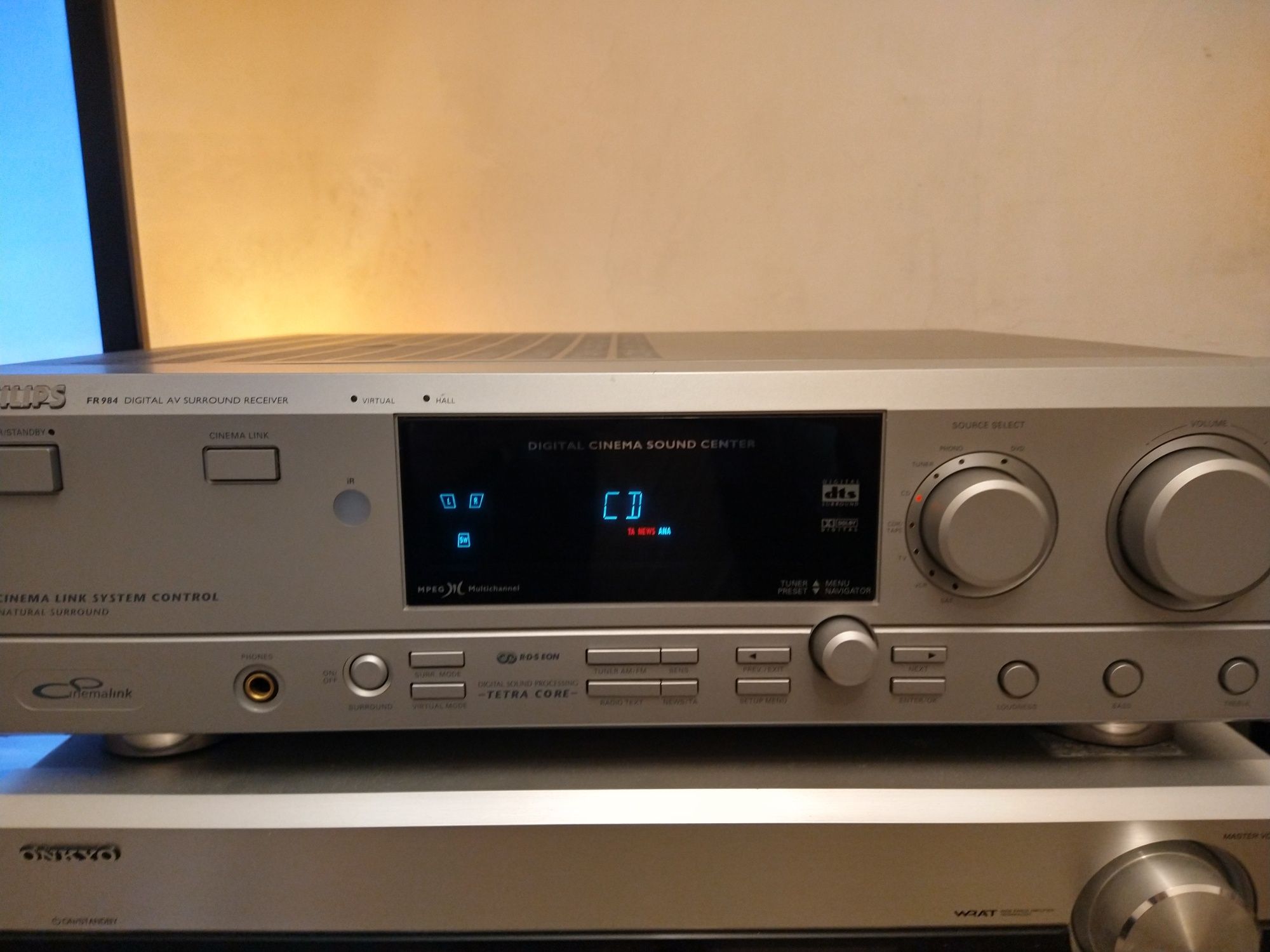 Amplituner  Philips fr984