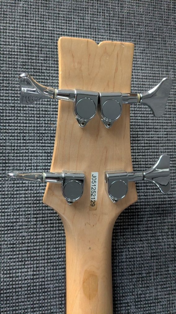 Ibanez gio бас гітара