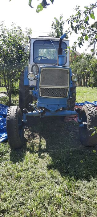 Продам трактор ЮМЗ 6 1984 рік з навісним в робочому стані