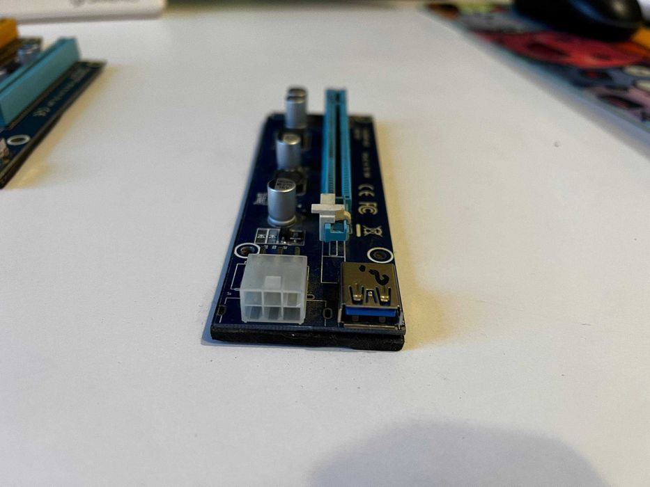 Райзер для відеокарти