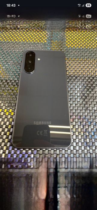 Продам телефон Самсунг А 36 8,256 в идеальном состоянии