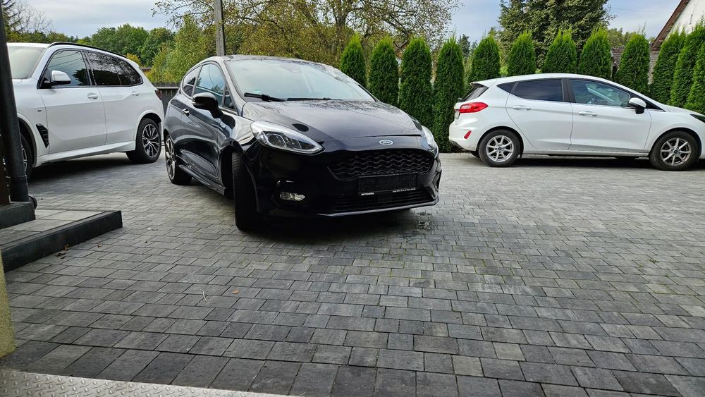 Ford Fiesta Samochód sprowadzony