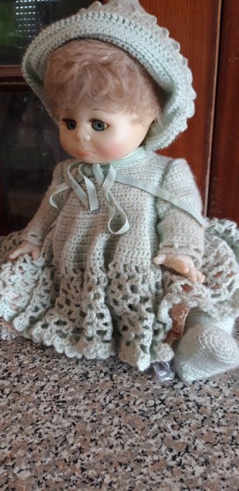 Boneca Antiga com Vestido