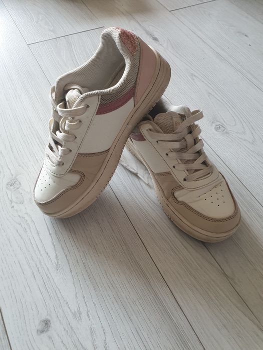 Sneakersy dziewczęce r.31