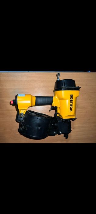 Цвяхозабивач новий 9000 грн