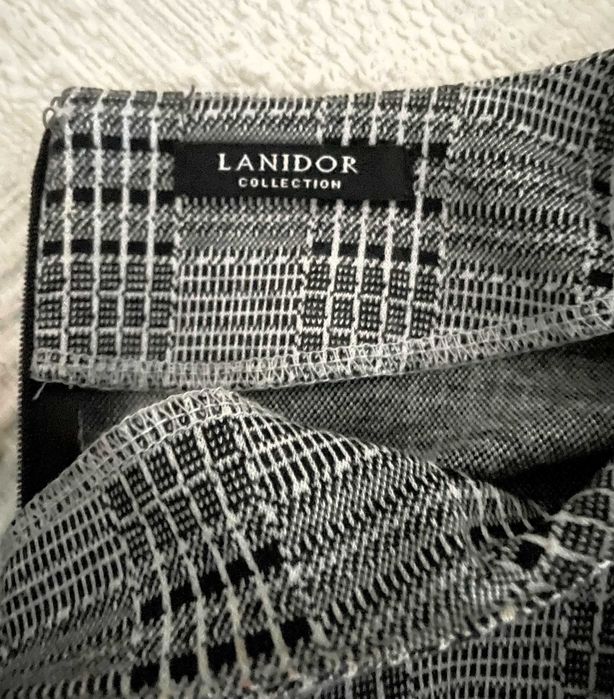 Vestido com padrão axadrezado da Lanidor