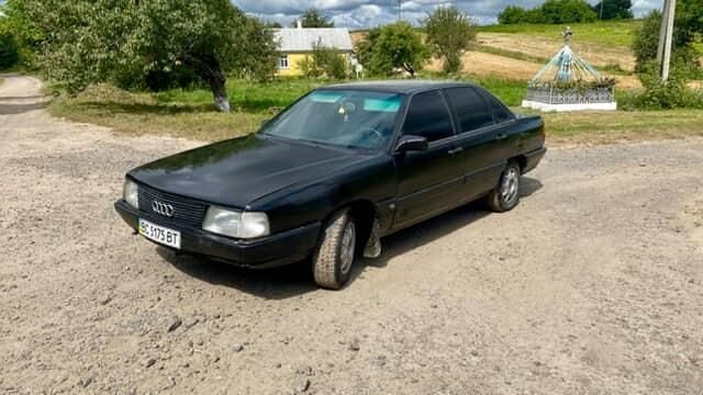 Продам ауді 100 с3 1.8 бензин