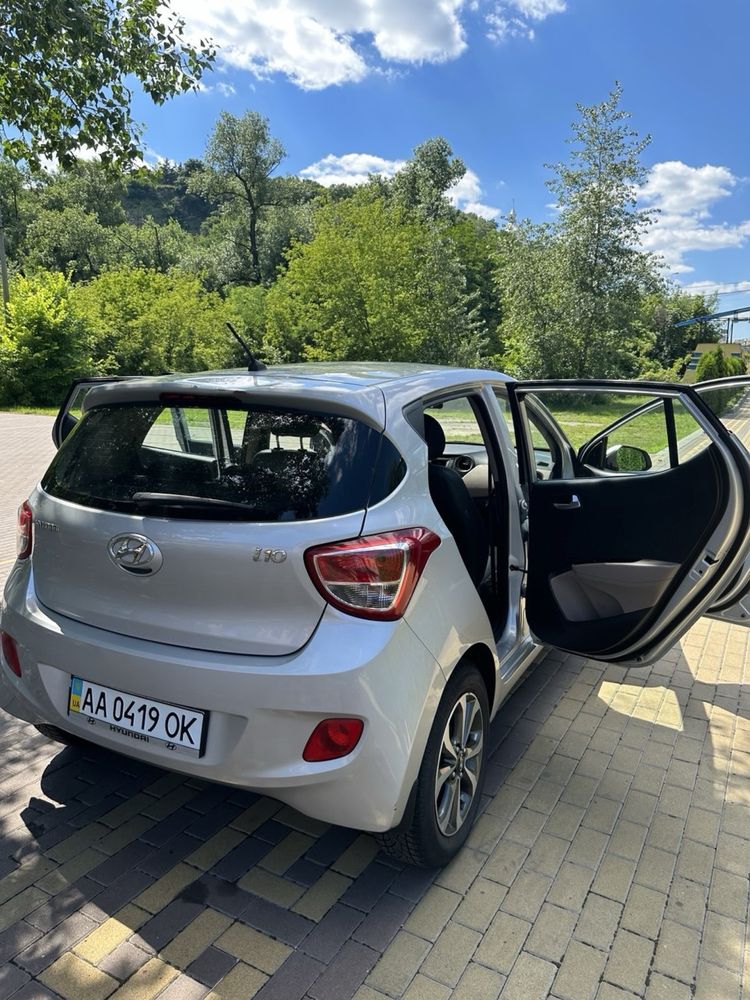 Hyundai i10. Перший власник. Перша реєстрація