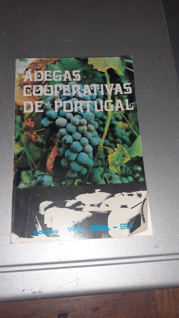 Adegas Cooperativas de Portugal livro J C Sousa Veloso raro