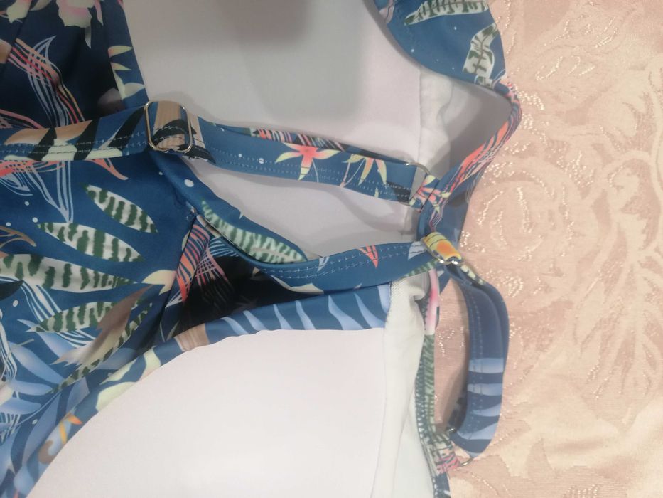 Купальник суцільний