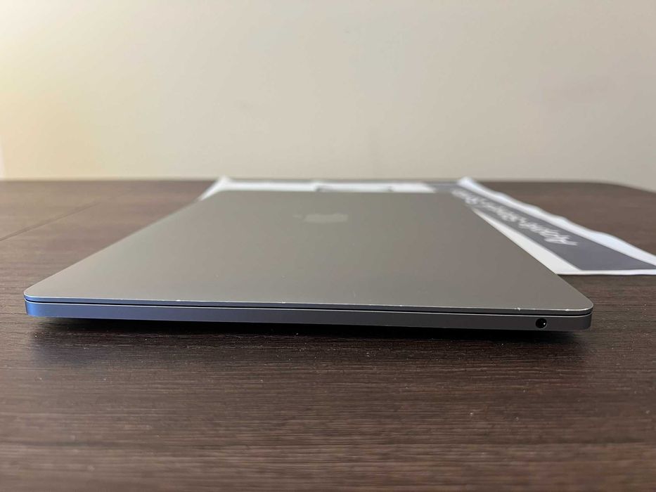 MacBook Pro 13 2020 M1 Space Gray 16/512Gb ємність батареї 100%