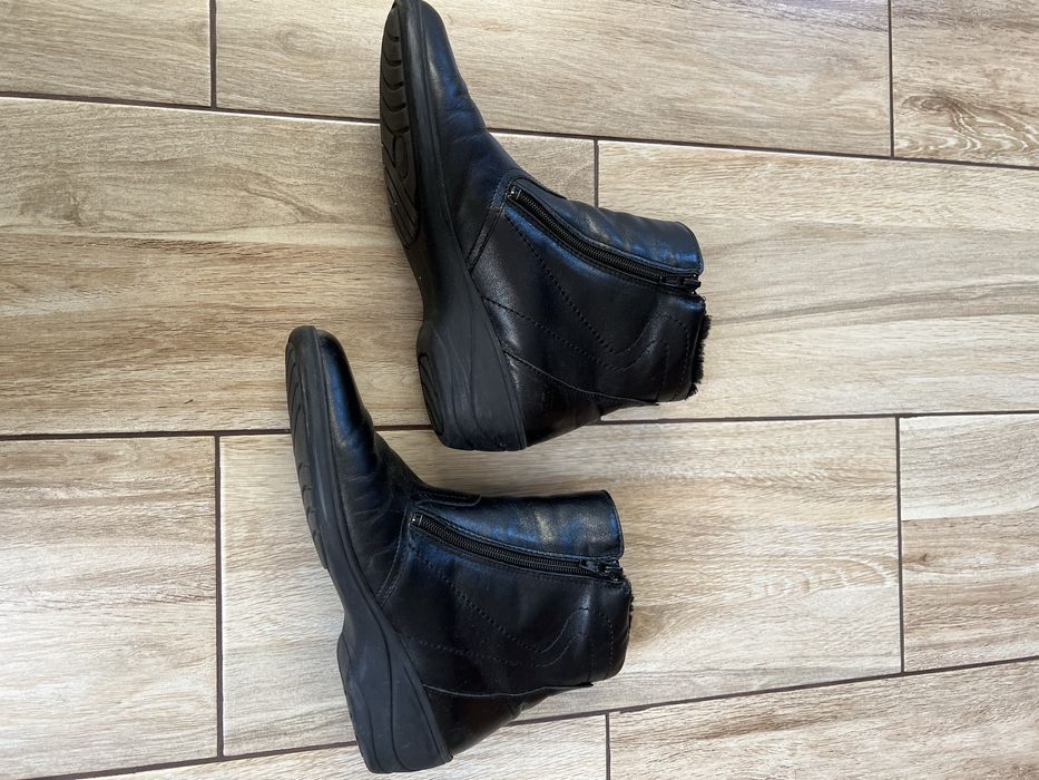 Kozaki czarne, damskie, skórzane