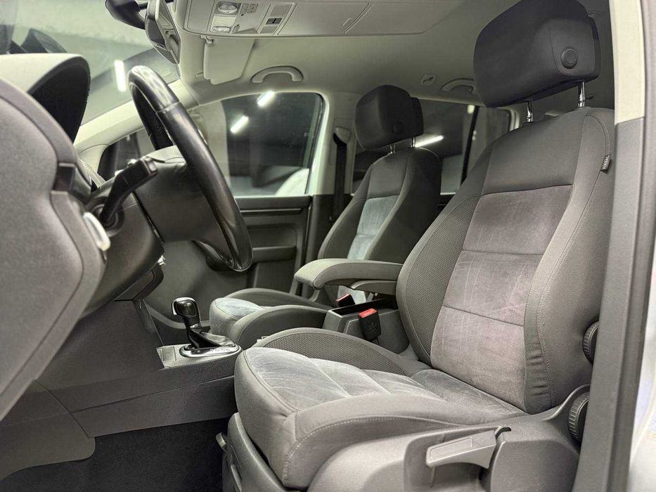 Volkswagen Touran 2012