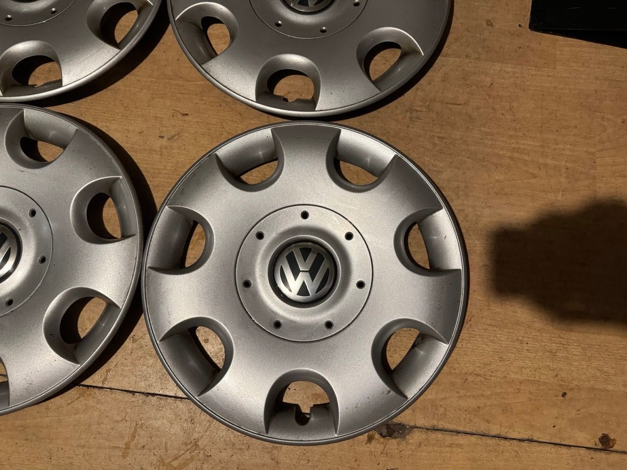 4x kołpaki 16" cali oryginalne OE do VW Golf Touran Passat Jetta Polo