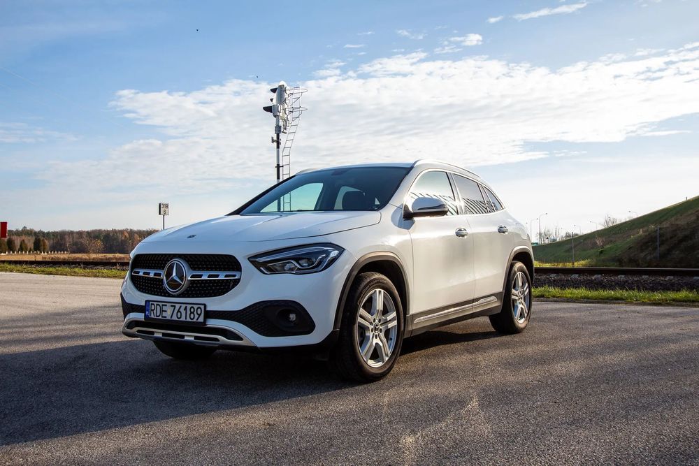 Mercedes-Benz GLA kamera cofania - key less - niski przebieg