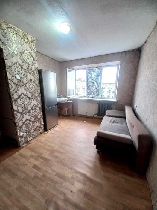 Оренда 1 кім на Василя Нікітіна