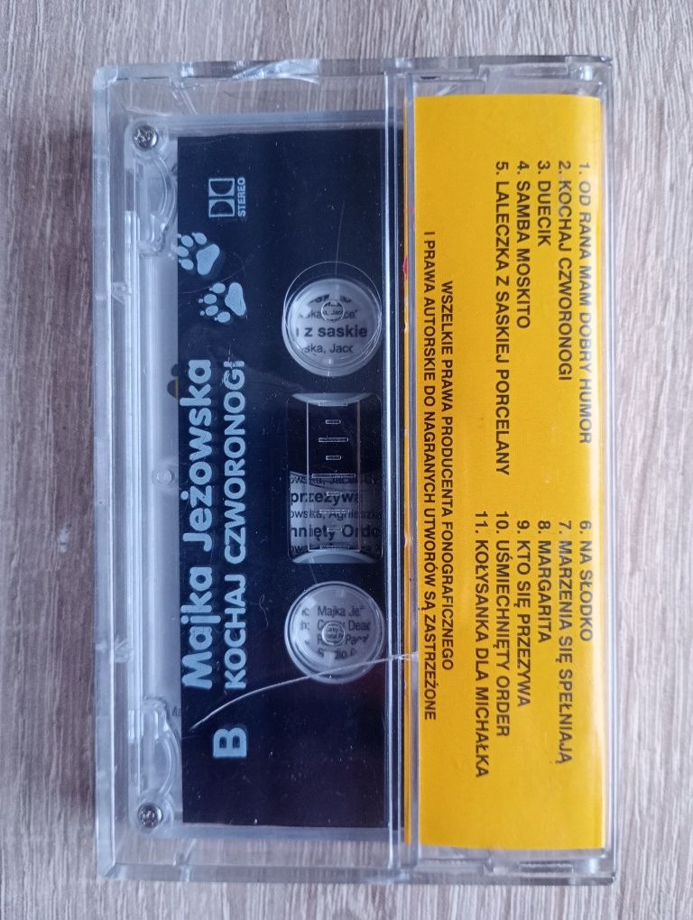 Kaseta magnetofonowa Majka Jeżowska Kochaj czworonogi