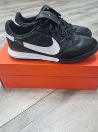 Buty Nike Premier III TF r.40.5