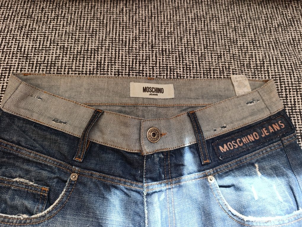 Calças de ganga Moschino