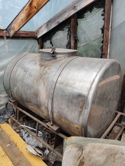 Sprzedam zbiornik kwasoodporny